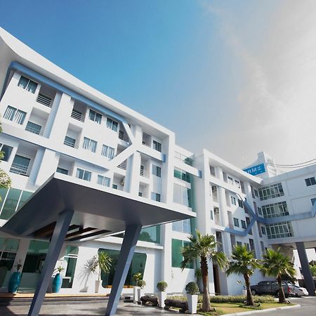 Prime Time Hotel Chonburi Exterior photo